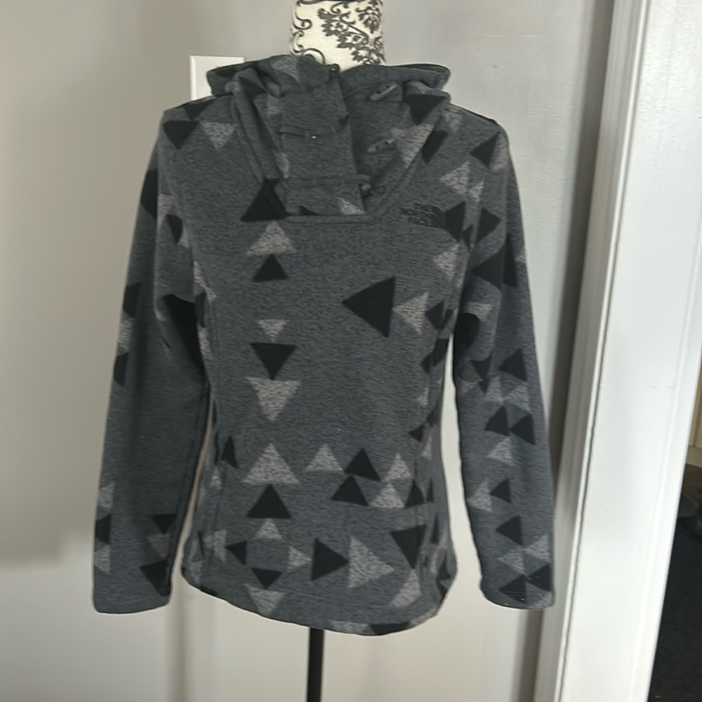 The North Face Crescent Hooded- Pullover Women’s